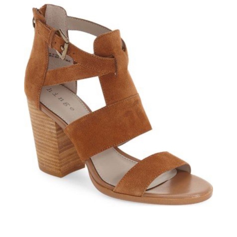 Hinge ‘Cora’ block heel sandal